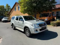 Gebraucht Toyota HiLux 144 PS (105 kW) 2012 Silber Pickup