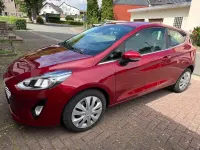 Gebraucht Ford Fiesta Titanium 101 PS (74 kW) 2018 Rot Kleinwagen