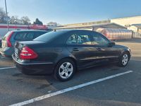 Gebraucht Mercedes E220 150 PS (110 kW) 2005 Schwarz Limousine