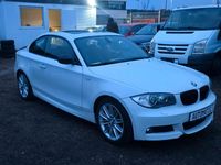 Gebraucht BMW 118 Coupé Sport Line 143 PS (105 kW) 2011 Weiß Coupé