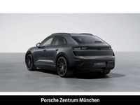Gebraucht Porsche Macan Turbo 469 kW (639 PS) 2025 Vulkangraumetallic SUV