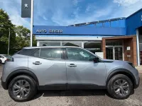 Second-hand Peugeot e-2008 Active 100 kW (136 CP) 2022 Gri SUV