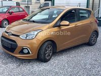 Gebraucht Hyundai i10 YES! 67 PS (49 kW) 2015 Gold Kleinwagen