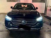 Gebraucht Mercedes E220 194 PS (142 kW) 2021 Schwarz Kombi