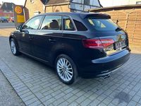 Gebraucht Audi A3 Ambiente 180 PS (132 kW) 2014 Schwarz Limousine
