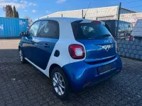 Usata Smart ForFour Basis 90 CV (66 kW) 2015 Blu Utilitaria