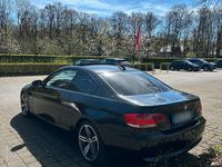 Gebraucht BMW 320 177 PS (130 kW) 2009 Schwarz Coupé