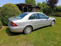 Gebraucht Mercedes C200 163 PS (119 kW) 2000 Silber Limousine