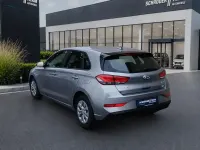 Gebraucht Hyundai i30 Select 120 PS (88 kW) 2022 Silber Limousine