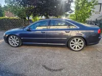 Gebraucht Audi A8 334 PS (245 kW) 2002 Blau Limousine