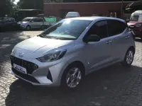 Gebraucht Hyundai i10 GO! 67 PS (49 kW) 2023 Silber Kleinwagen