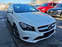 Gebraucht Mercedes CLA180 Edition 1 122 PS (89 kW) 2013 Weiß Limousine