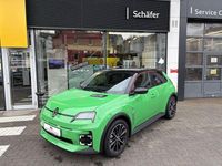 Neu Renault 5 E-Tech Komfort 77 kW (106 PS) 2026 Grün Limousine