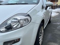 Gebraucht Fiat Punto 69 PS (50 kW) 2016 Weiß Kleinwagen