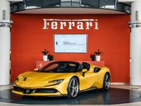 Gebraucht Ferrari SF90 999 PS (734 kW) 2023 Gelb Cabrio