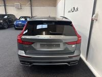 Gebraucht Volvo V60 R-Design 340 PS (250 kW) 2021 Grau Kombi
