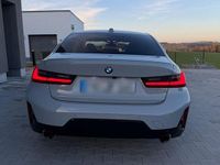 Gebraucht BMW 320 Shadowline 190 PS (139 kW) 2024 Grau Limousine