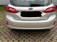 Gebraucht Ford Fiesta Cool & Connect 86 PS (63 kW) 2018 Silber Kleinwagen