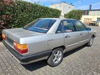 Gebraucht Audi 100 Basis 90 PS (66 kW) 1985 Grau Limousine