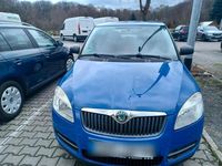 Gebraucht Skoda Fabia 60 PS (44 kW) 2009 Blau Kleinwagen