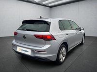 Gebraucht VW Golf VIII 131 PS (96 kW) 2023 Silber Kleinwagen