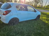Gebraucht Opel Corsa 100 PS (73 kW) 2012 Weiß Kleinwagen