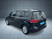 Gebraucht VW Touran Comfortline 150 PS (110 kW) 2022 Schwarz Van / Kleinbus