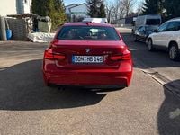 Gebraucht BMW 330 M Sport 252 PS (185 kW) 2018 Rot Limousine