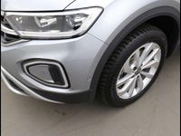 Gebraucht VW T-Roc Style 150 PS (110 kW) 2025 Pyritsilber (silver), metallic SUV