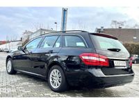 Gebraucht Mercedes E220 170 PS (125 kW) 2011 Schwarz Kombi