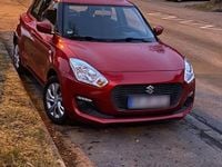 Gebraucht Suzuki Swift Comfort 90 PS (66 kW) 2017 Rot Kleinwagen