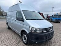 Gebraucht VW Transporter 150 PS (110 kW) 2017 Silber Van