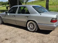 Gebraucht Mercedes E280 193 PS (141 kW) 1995 Silber Limousine