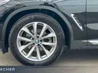 Gebraucht BMW X3 Sport Line 184 PS (135 kW) 2023 Schwarz uni SUV