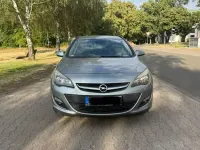 Gebraucht Opel Astra 131 PS (96 kW) 2012 Grau Kombi