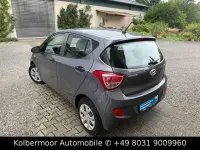 Gebraucht Hyundai i10 Style 67 PS (49 kW) 2015 Grau Kleinwagen