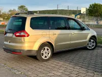 Używany Ford Galaxy 140 KM (102 kW) 2006 Złoty Minivan