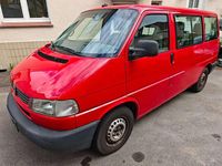 Second-hand VW Multivan Highline 102 CP (75 kW) 2002 Roșu Monovolum