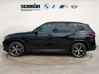 Gebraucht BMW X5 M Sport 340 PS (250 kW) 2023 Black sapphire metallic SUV