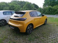 Gebraucht Peugeot 208 Allure 101 PS (74 kW) 2023 Lack gelb faro/typ Kleinwagen