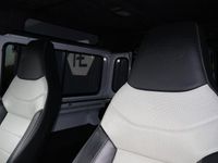 Gebraucht Land Rover Defender Adventure 122 PS (89 kW) 2016 Weiß Kombi