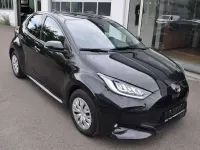 Gebraucht Toyota Yaris 125 PS (91 kW) 2021 Black mica Kleinwagen