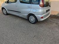 Gebraucht Toyota Yaris 87 PS (63 kW) 2004 Silber Limousine