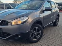 Gebraucht Nissan Qashqai Acenta 131 PS (96 kW) 2013 Grau SUV