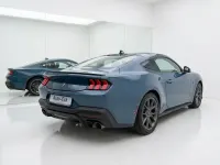Neu Ford Mustang Dark Horse 454 PS (333 kW) 2025 Blau Coupé