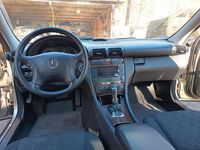 Gebraucht Mercedes C180 Classic 143 PS (105 kW) 2005 Silber Limousine