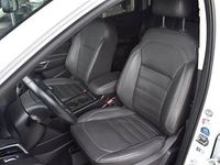 Gebraucht Ford Kuga Titanium 179 PS (131 kW) 2017 Frost weiß SUV