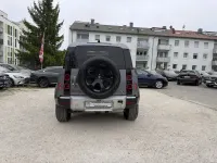 Gebraucht Land Rover Defender SE 241 PS (177 kW) 2020 Eiger grey SUV