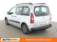 Gebraucht Peugeot Partner Active 120 PS (88 kW) 2015 Gris aluminium Van / Kleinbus