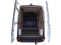 Gebraucht Mercedes E-Sprinter 62 kW (85 PS) 2024 Arktikweiß Van